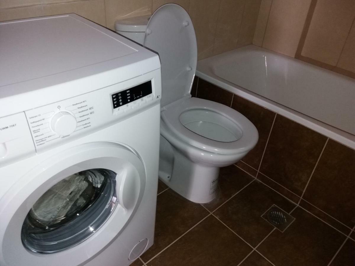 Jordan'S 2Nd Appartment At ניאה מיכאניונה מראה חיצוני תמונה