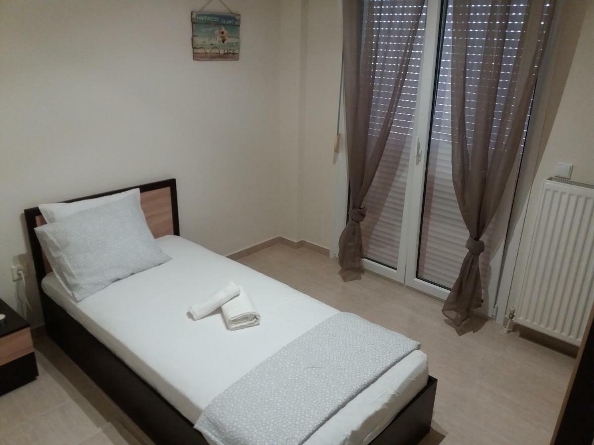 Jordan'S 2Nd Appartment At ניאה מיכאניונה מראה חיצוני תמונה