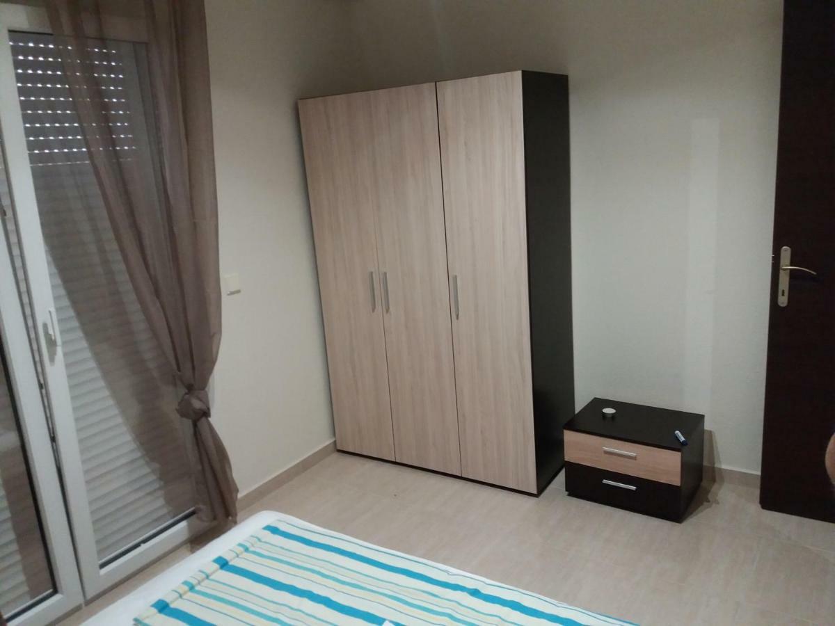 Jordan'S 2Nd Appartment At ניאה מיכאניונה מראה חיצוני תמונה