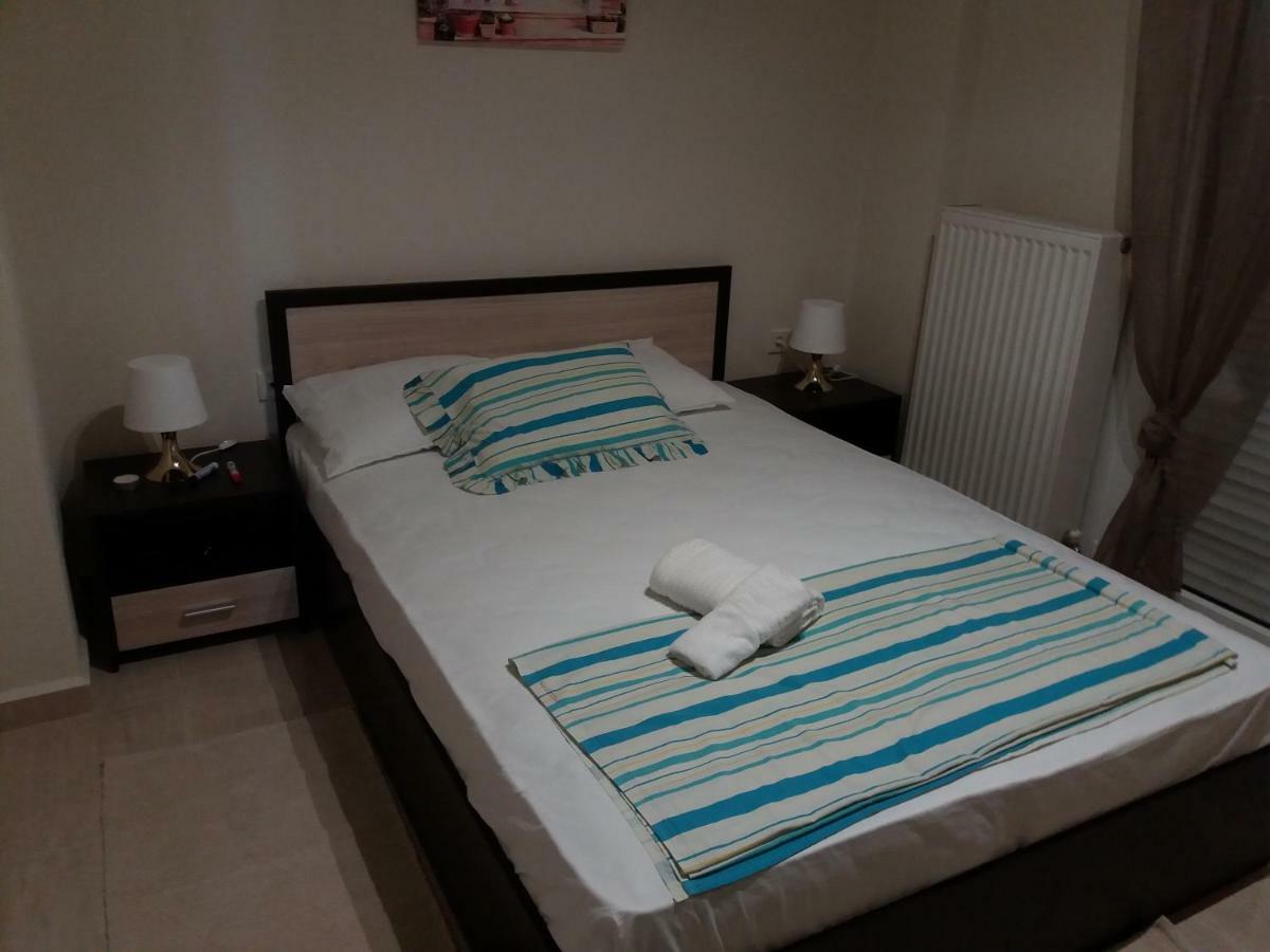 Jordan'S 2Nd Appartment At ניאה מיכאניונה מראה חיצוני תמונה